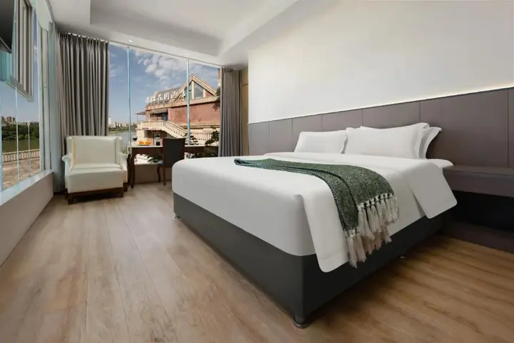 Neijiang: Neijiang Riverside Garden Hotel