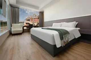 Neijiang: Neijiang Riverside Garden Hotel