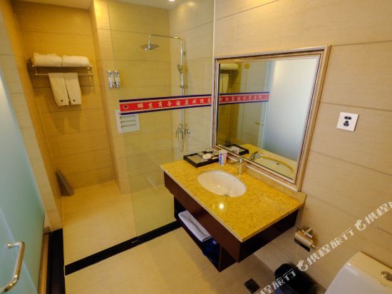 Куньмин: Tokyo Hotels
