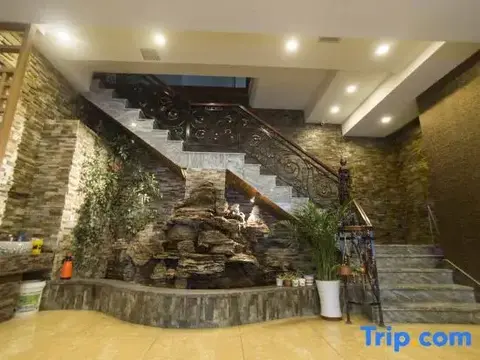 Харбин: Xinjinjue Hotel