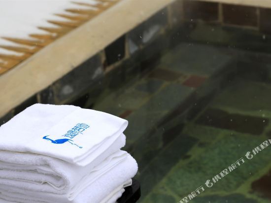 Баоцзи: Scenery Retreats (Qinling Mount Taibai Hot Spring Retreat)