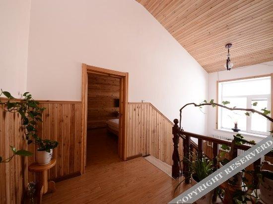 Харбин: Yabuli Mini Wooden House