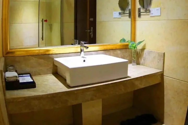 Ганьчжоу: Hualong Hotel