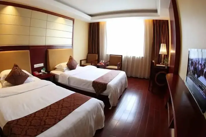 Ганьчжоу: Hualong Hotel