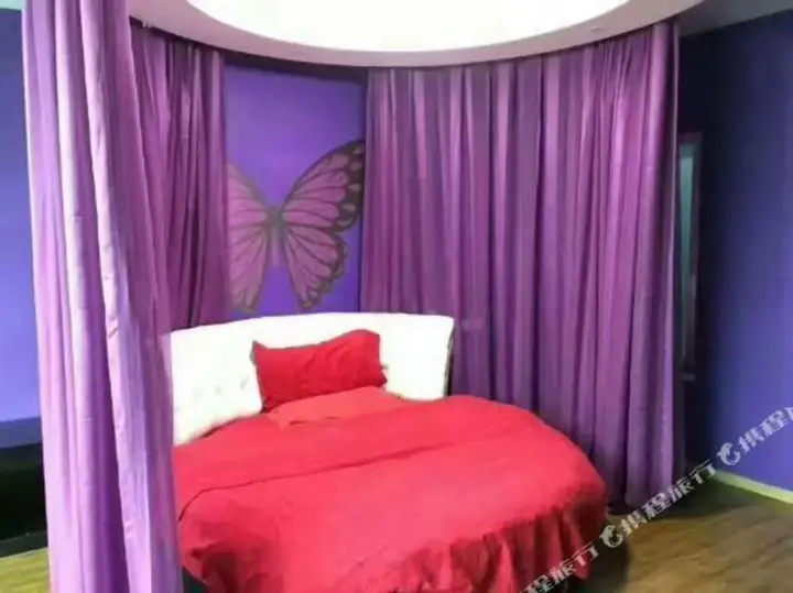 carousel image 5
