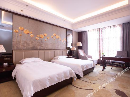 Чжуншань: Meiyi Hotel