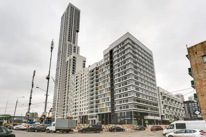 Москва: Алис на проезде Шмитовский 39/1