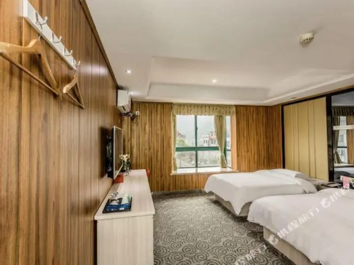 Ичан: Xinshidai Holiday Hotel