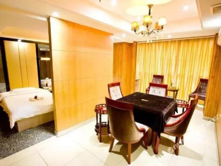 Ичан: Xinshidai Holiday Hotel