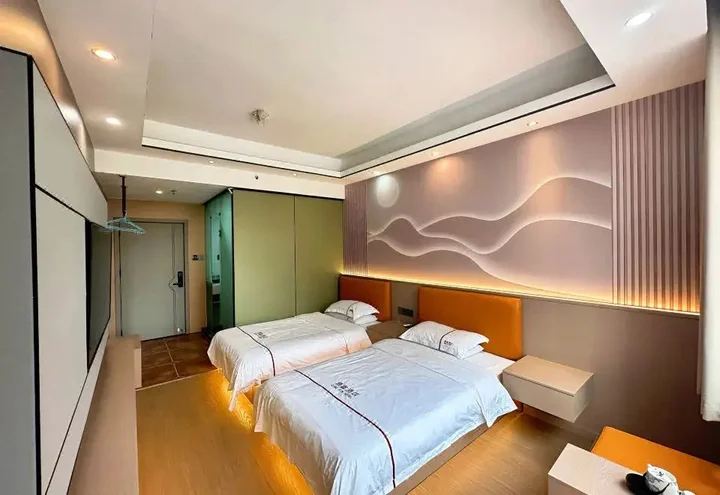 Чжэнчжоу: Dingxin Hotel
