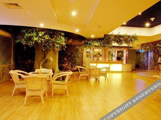 Телин: Huifeng Hotel