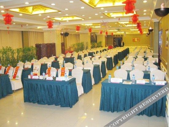 Телин: Huifeng Hotel