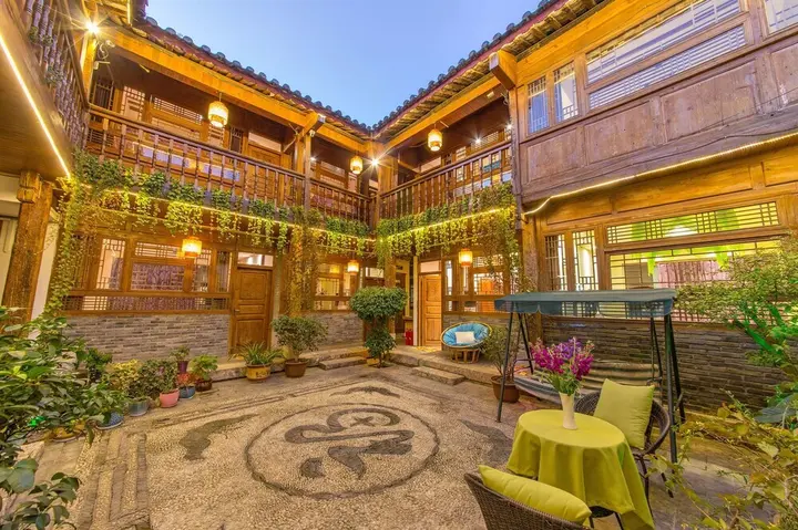 Лицзян: Xiyun Yashe Inn