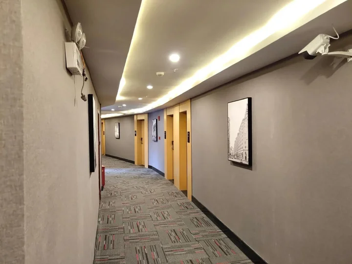Уян: Shankee Hotel (Zhenyuan Railway Station)