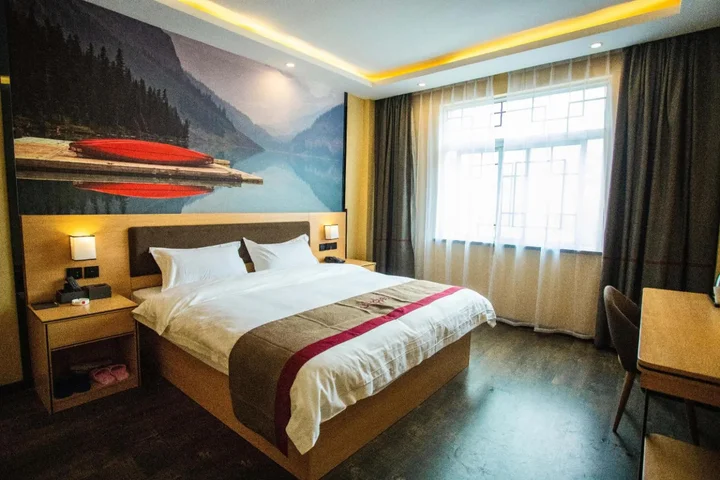 Уян: Shankee Hotel (Zhenyuan Railway Station)