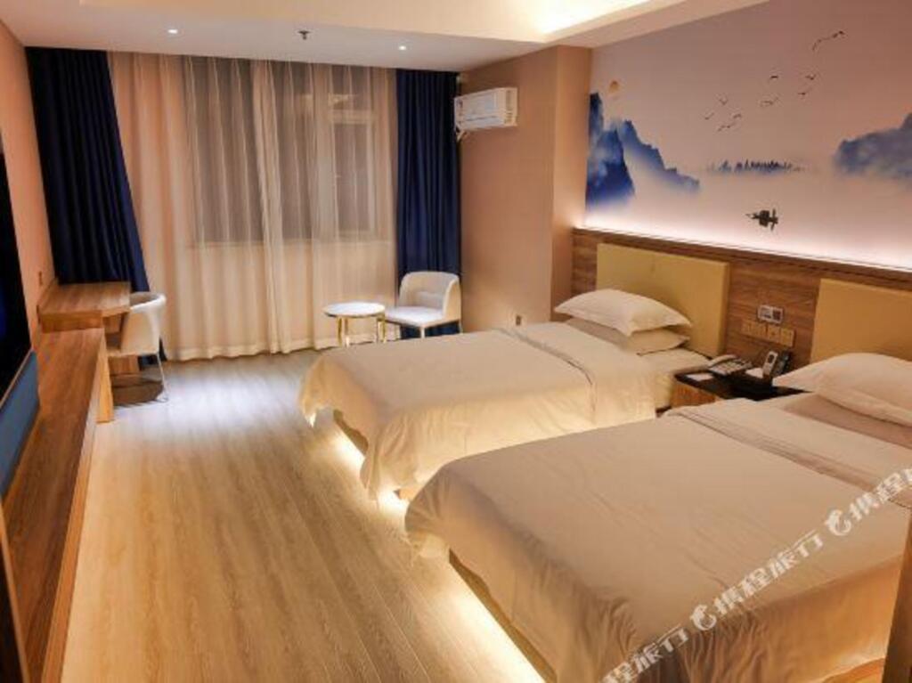 Яньчэн: H Hotel (Tinghu District Dayang Nongmin Street)