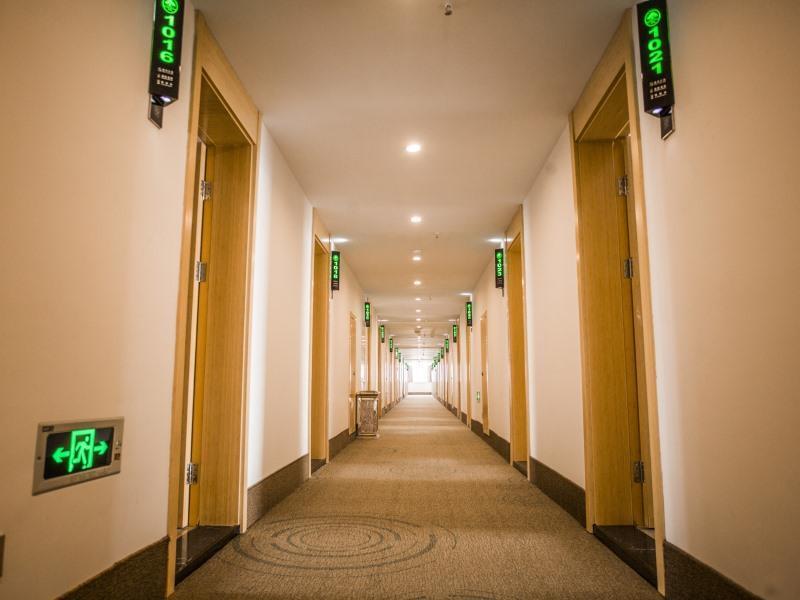 Суцянь: Greentree Inn Suqian Suyu District Red Star Macall