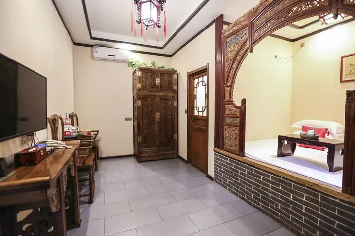Цзиньчжун: Pingyao Zhizhonghe Grand Hotel