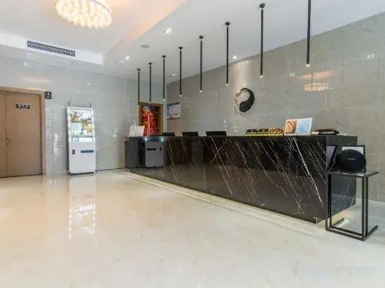 Чжоушань: Liv Hotel
