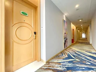 Фучжоу: Vienna International Hotel Fuzhou Cangshan Wanda