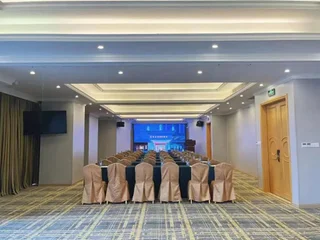 Фучжоу: Vienna International Hotel Fuzhou Cangshan Wanda