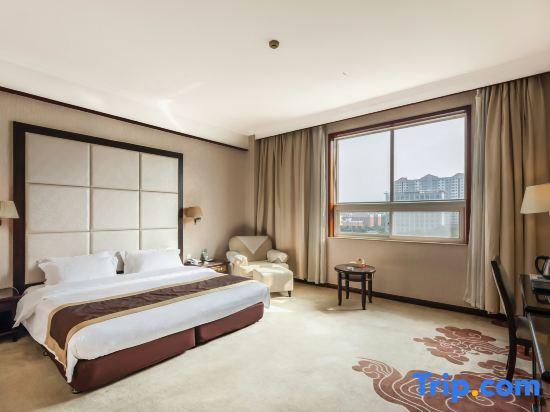 Лохэ: Jin Du Hotel