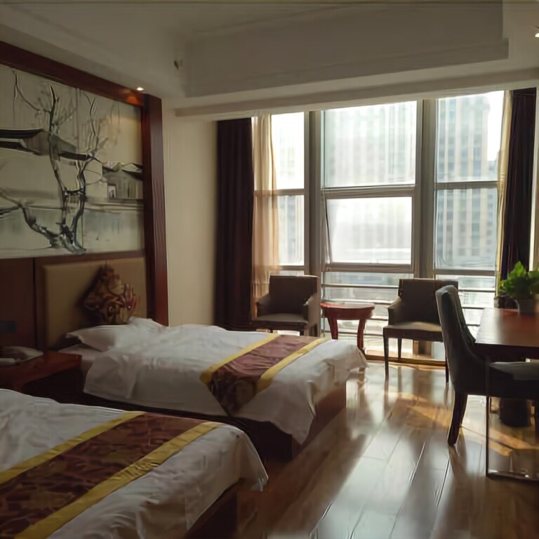 Цзинин: Jinxiu Lidu Holiday Hotel