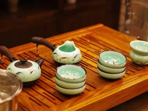 Чжанцзяцзе: Huatianju Inn
