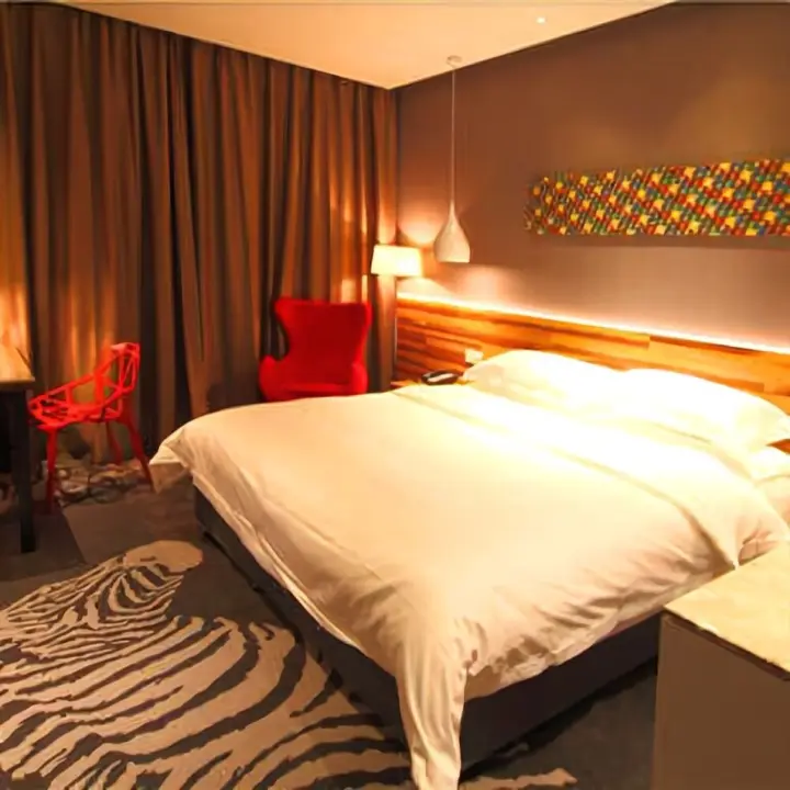 Синьян: Orange Boutique Hotel Xinyang