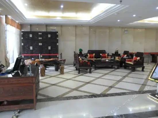 Лянфан: 大城君和假日酒店