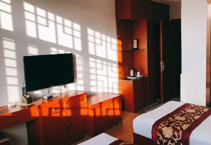 Цзиньчжун: Lingshi Jinjiang Express Hotel