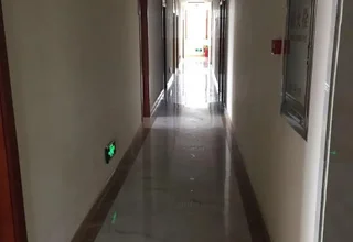 Цзиньчжун: Lingshi Jinjiang Express Hotel