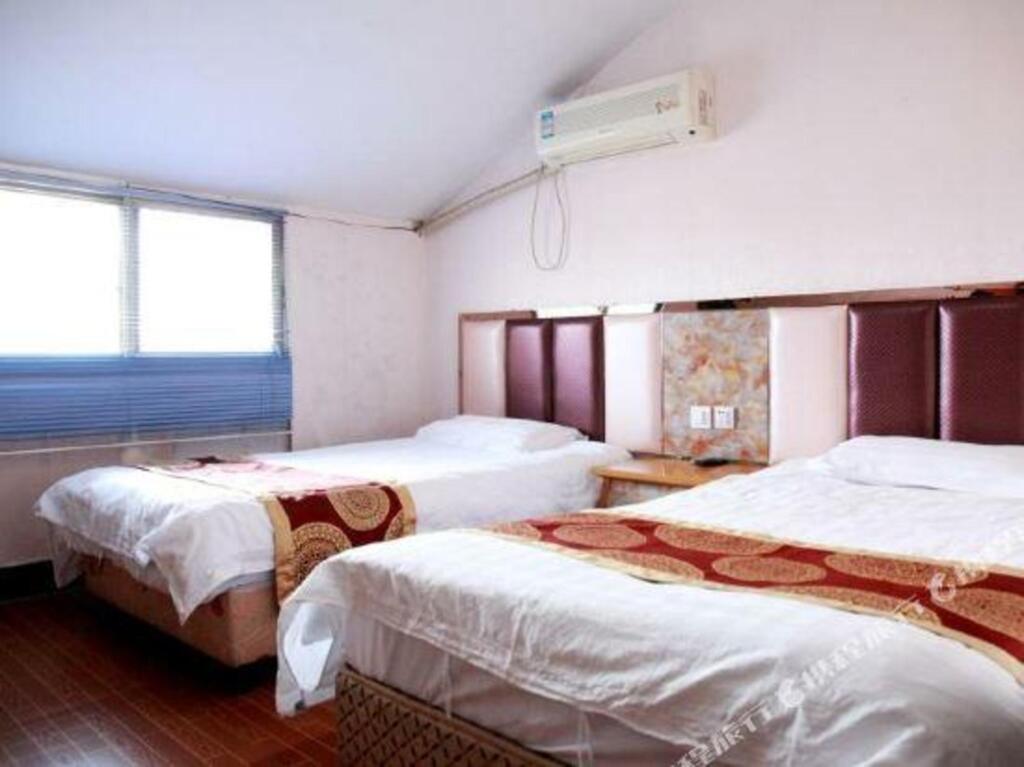 Дунъян: Mingqingyuan Hotel