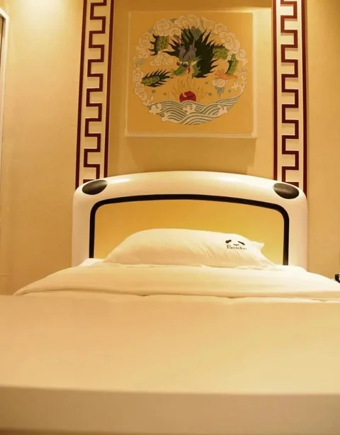 Лешан: Many Panda Inn Emeishan
