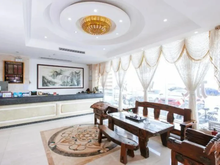 Янгиианг: Yangjiang Dongping Holiday Hotel