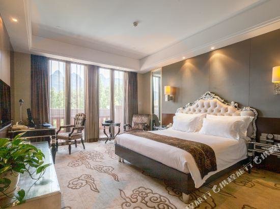 Шиянь: Ziyun'ge Hotel