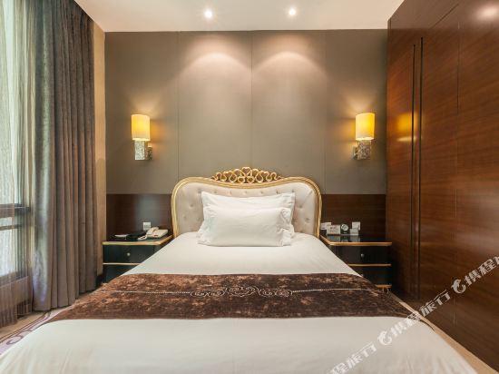 Шиянь: Ziyun'ge Hotel