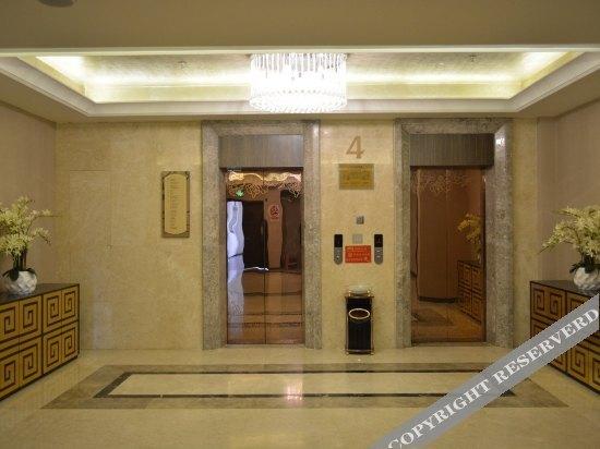 Наньчан: Xinjianying Hotel
