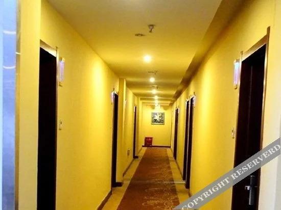 Шаоксинг: Rujia Fairyland Hotel (Zhuji Downtown Area Qingyue City)