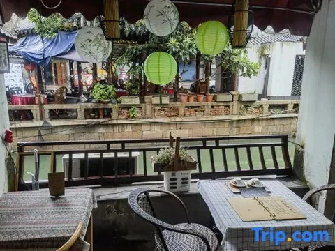 Цзиньцзэ: Tongli Riverside Inn