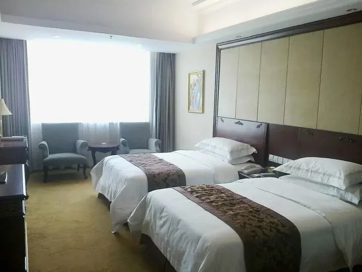 Яньань: Vienna International Hotel