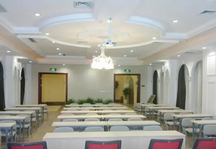 Яньань: Vienna International Hotel