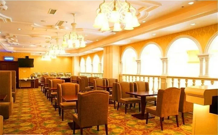 Яньань: Vienna International Hotel