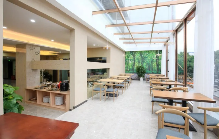 Гуйлинь: Manhattan Hotel Guilin Liangjiang Sihu Arctic Plaza