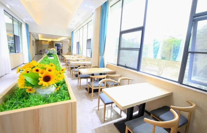 Гуйлинь: Manhattan Hotel Guilin Liangjiang Sihu Arctic Plaza