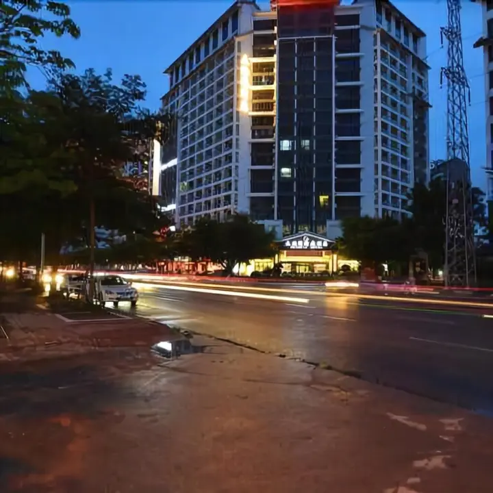 Бэйхай: Arcadia Hotel