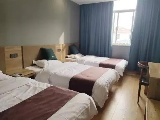 Ляньюньган: Jinhua Hotel