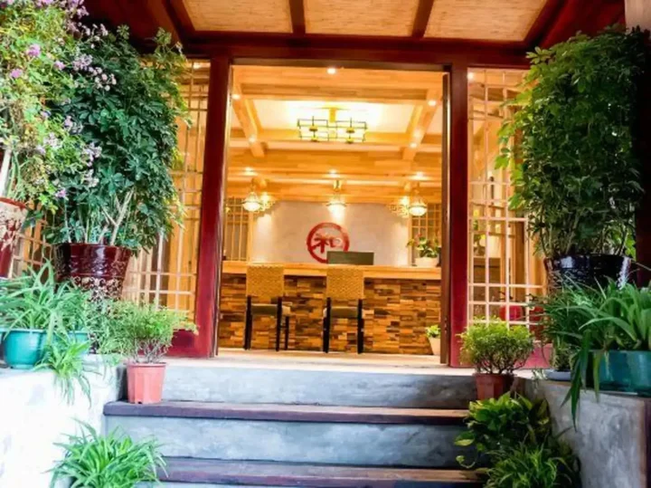 Леишан: Qianheshun Hotel