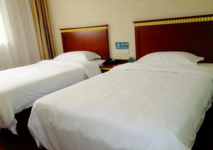 Лоян: GreenTree Inn Luoyang Luolong District University City Zhangheng Street Express Hotel