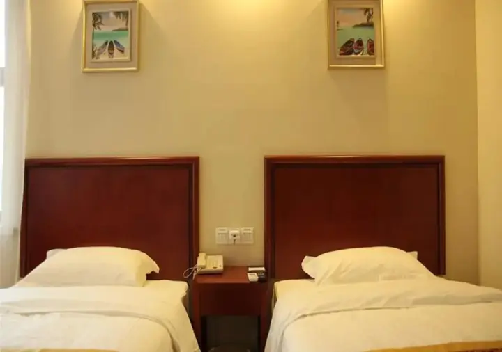 Лоян: GreenTree Inn Luoyang Luolong District University City Zhangheng Street Express Hotel